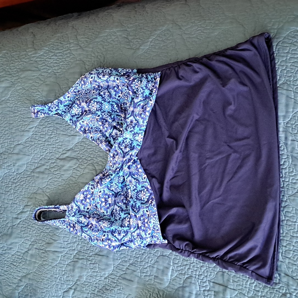 Lands End 14DDD tankini top